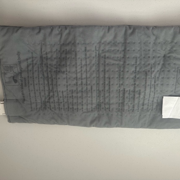 Calming Heat Massaging Weighted Heating Pad by Sharper Image - Picture 3 of 5